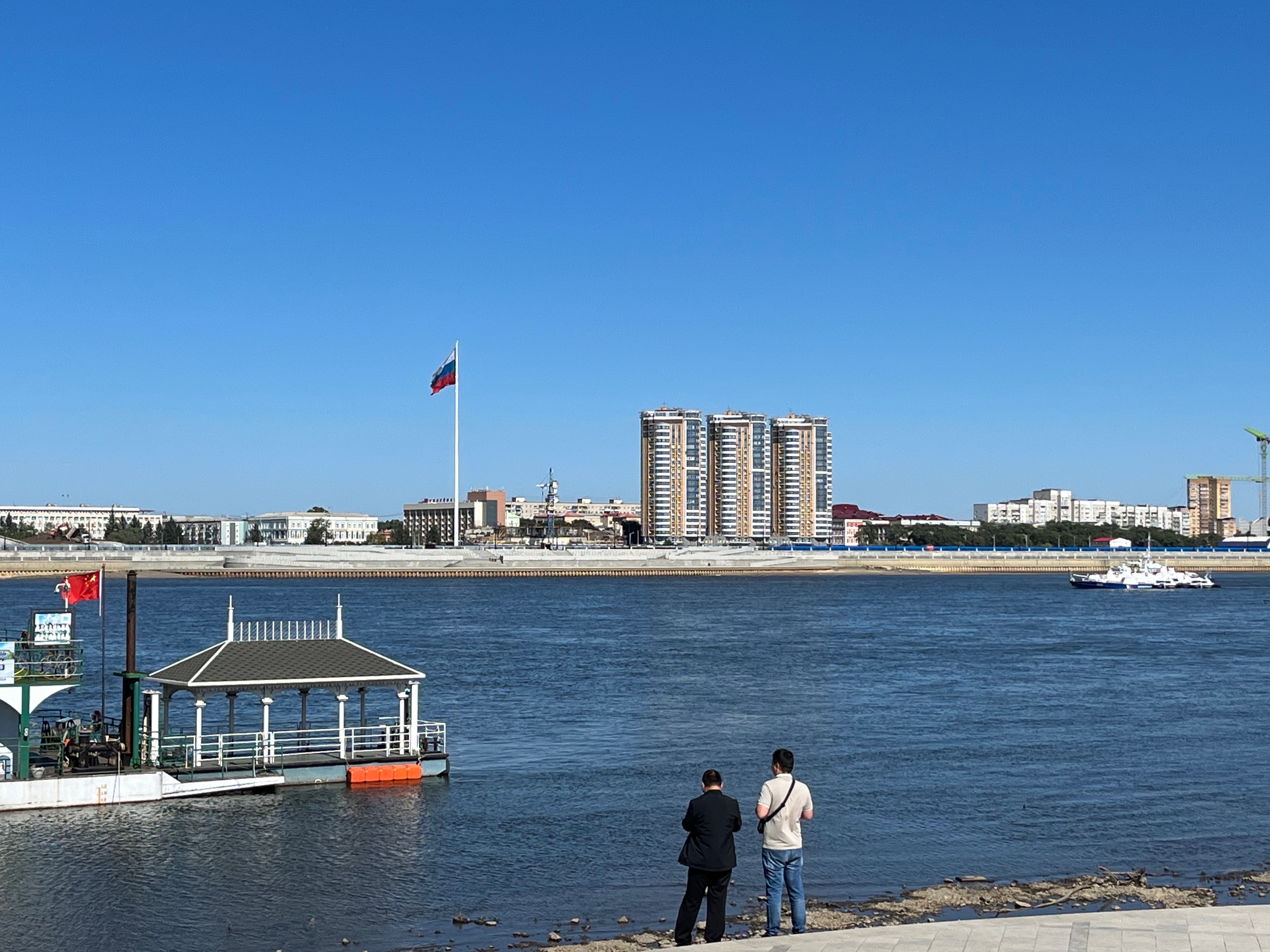 夫妻自驾11000公里,夫妻两人自驾游最新视频