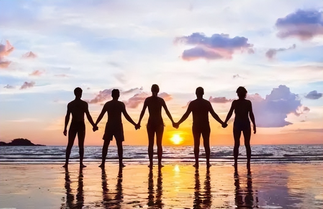 化妆品电商公司的盈利模式,化妆品线上销售的商业模式