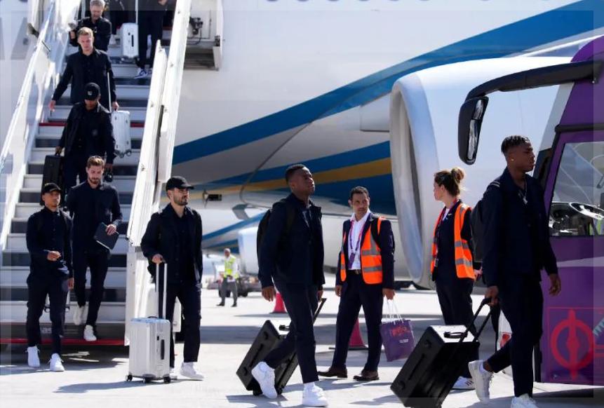 运动服男国家队,世界杯男模队队服