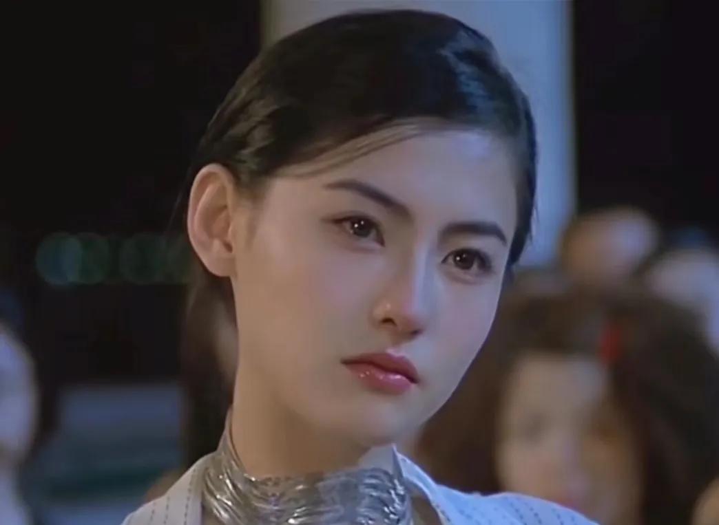 港风张柏芝盛世容颜,曾被媒体称作玉女掌门人的张柏芝