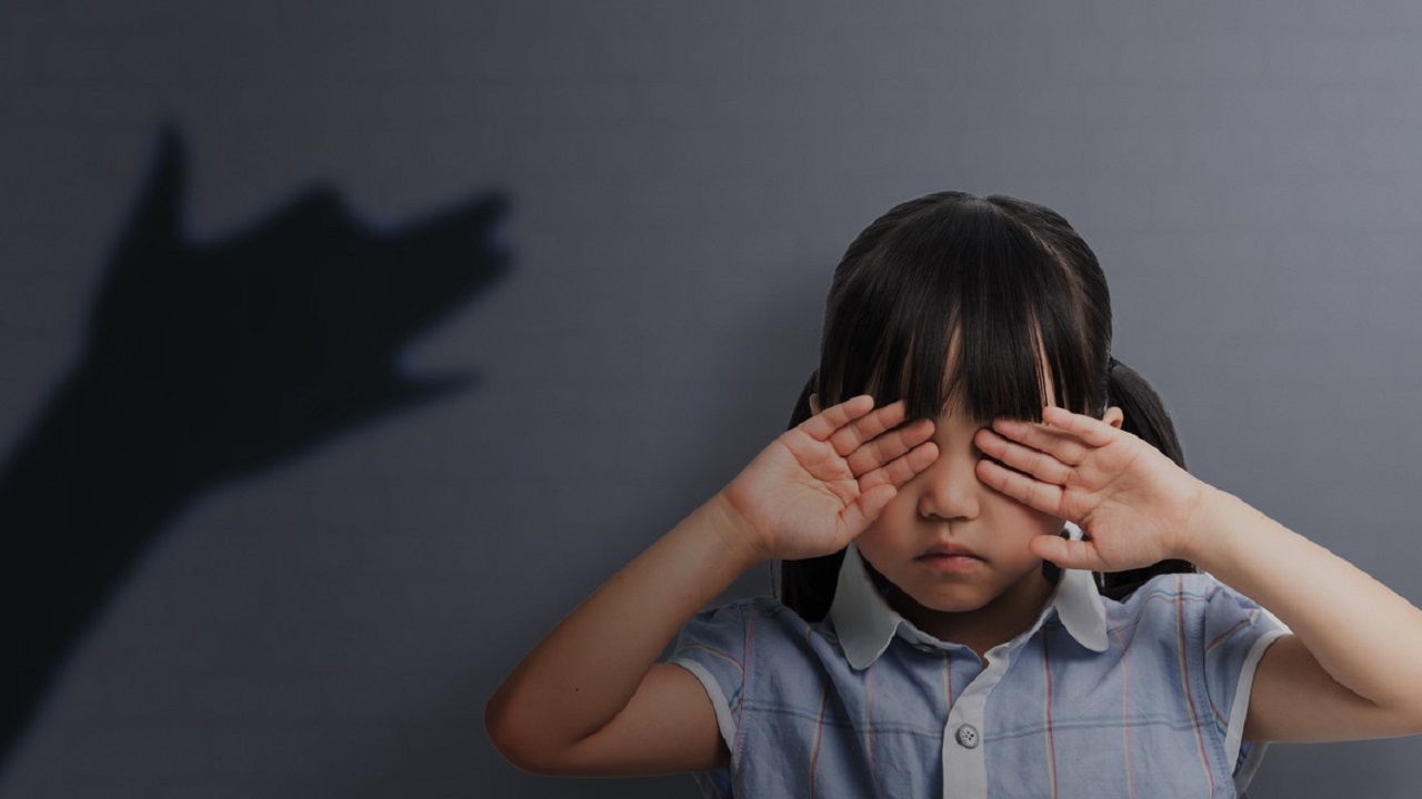 为什么女孩子容易“性早熟”，这3点是重要原因，家长要留心