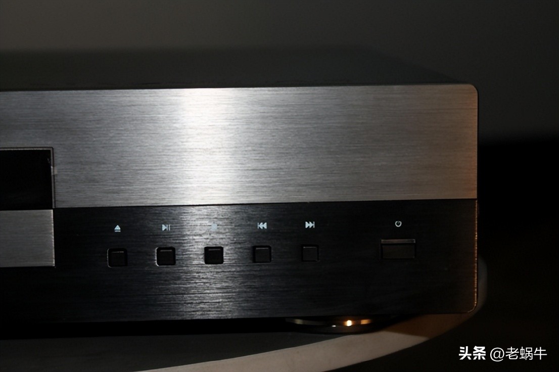 一万多的发烧级蓝光机是什么体验？麦尼塔MAGNETAUDP800试用评测