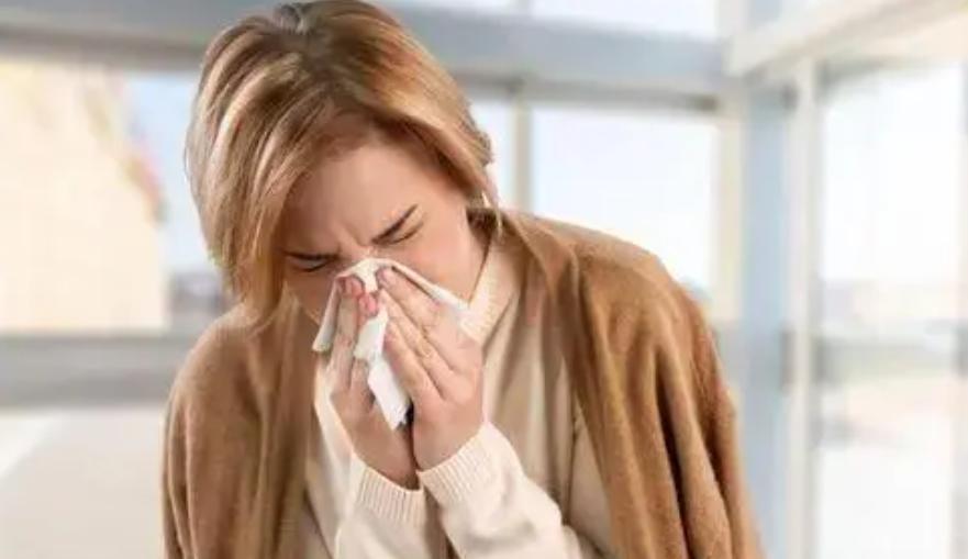 食谱止咳润肺的冰糖雪梨银耳汤,砂锅冰糖雪梨的正确做法润肺止咳