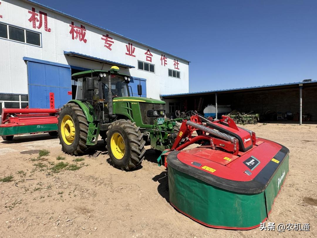 格兰“前推后拉”组合式割草压扁机，开启高效牧草收割模式！