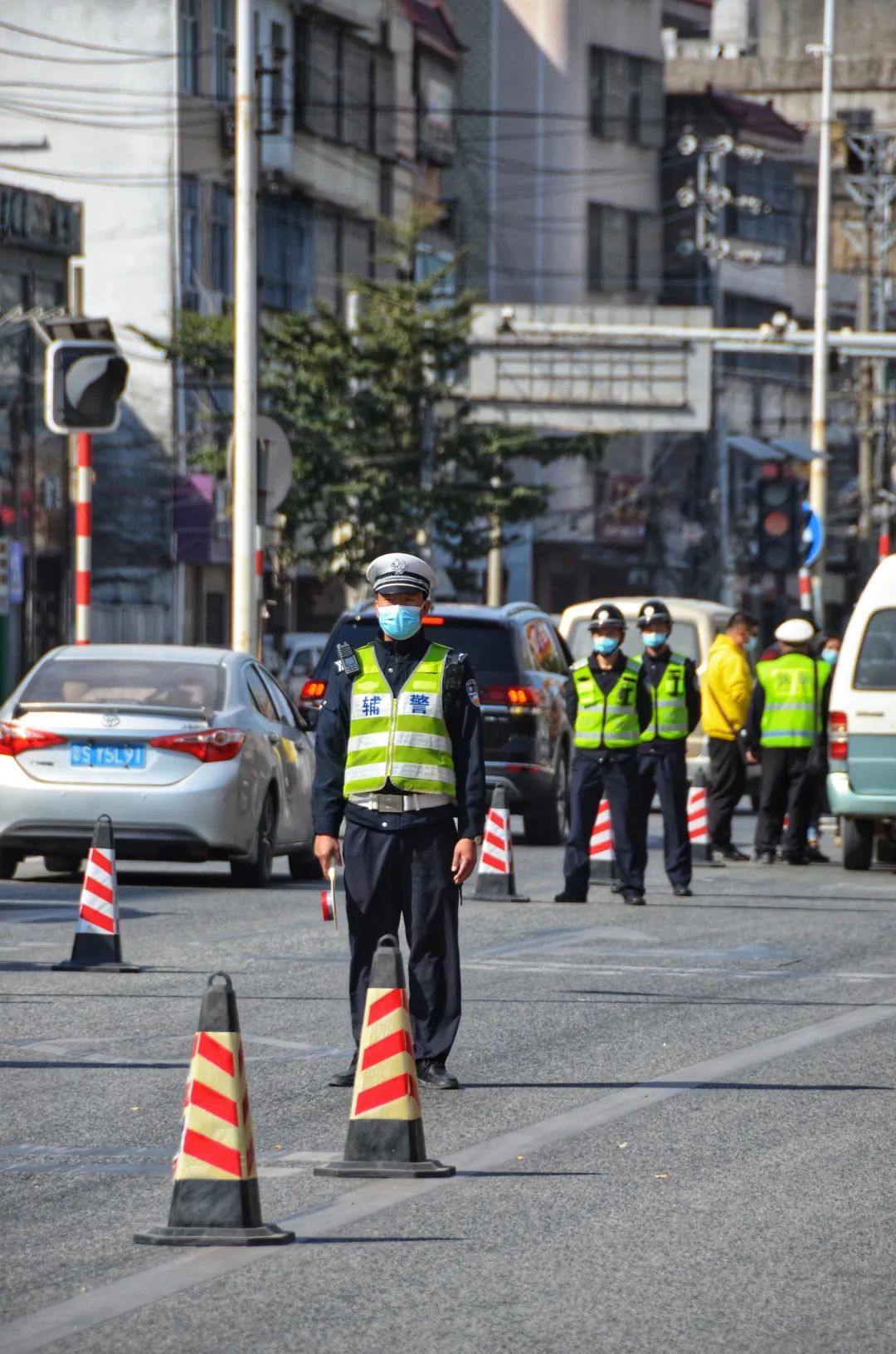 全力做好春运道路交通安保工作,春运两会交通安保工作