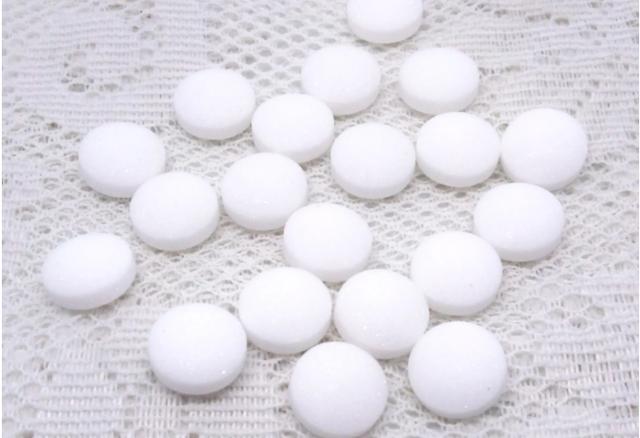 怎么避免蟑螂晚上爬到床上,蟑螂躲起来了怎么消灭蟑螂