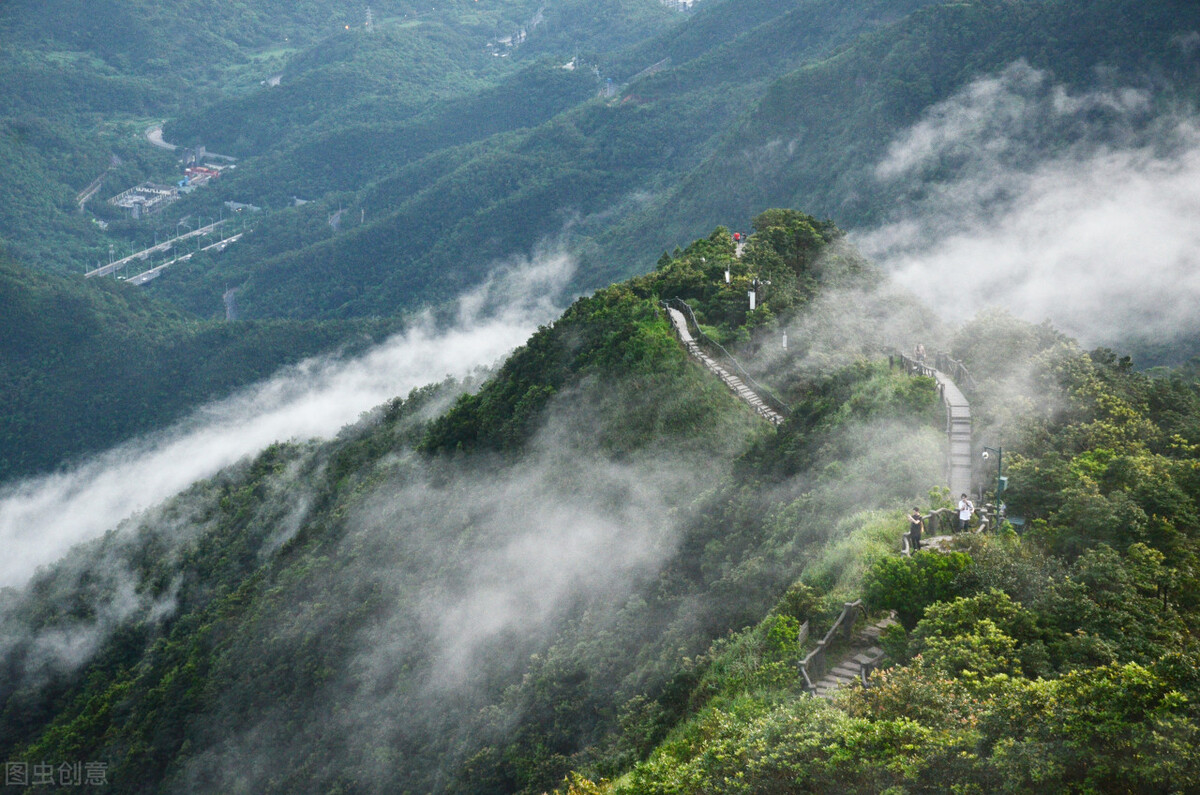 广东最高峰山顶,珠三角第一高峰在哪里
