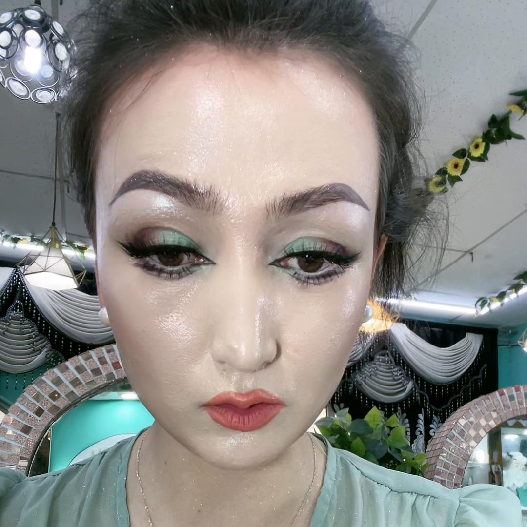 定妆喷雾和散粉,定妆喷雾哪个牌子最好用