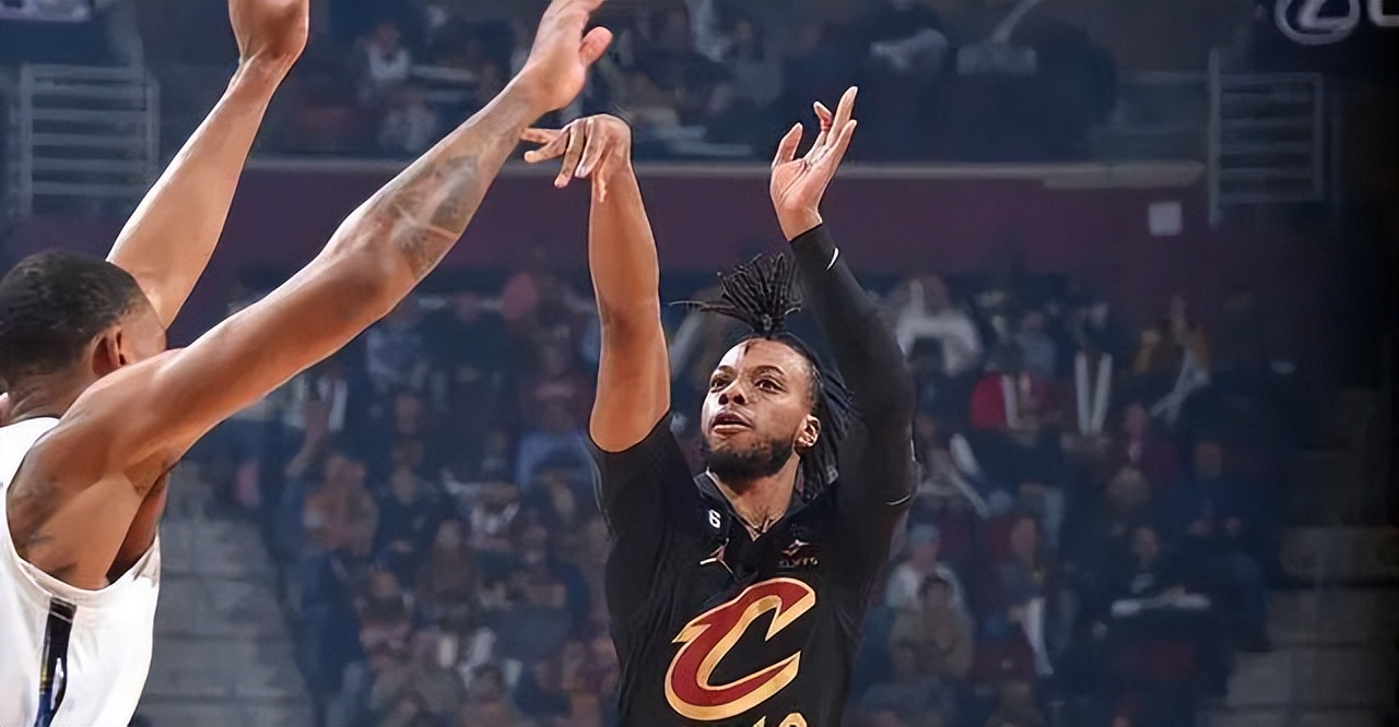 9连胜！欧文被彻底激活，第4巨头诞生，KD笑了，篮网剑指总冠军