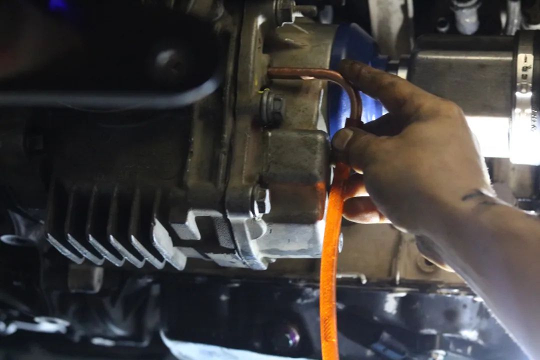 12年大众途观二手车翻新,大众途观外观塑料件翻新