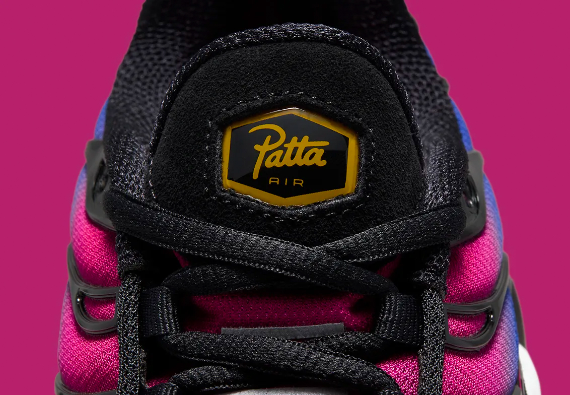 巴萨配色球鞋,又一双神仙鞋