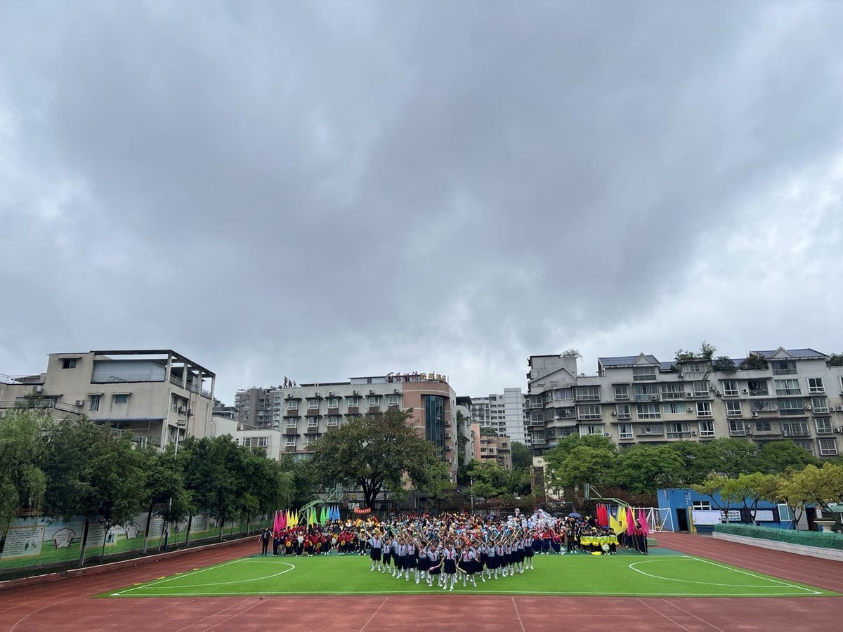 宜宾举办足球联赛的学校,航天小学运动会