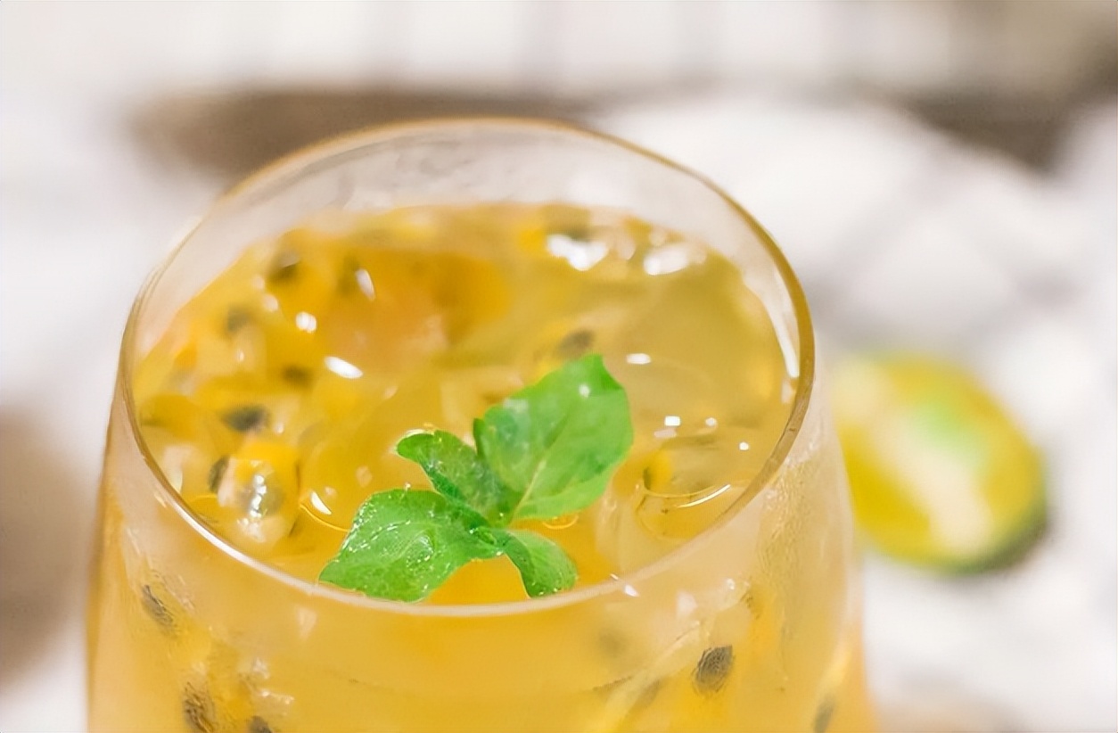 适合夏天解暑的茶饮是哪些,推荐夏天清暑又养心的茶饮