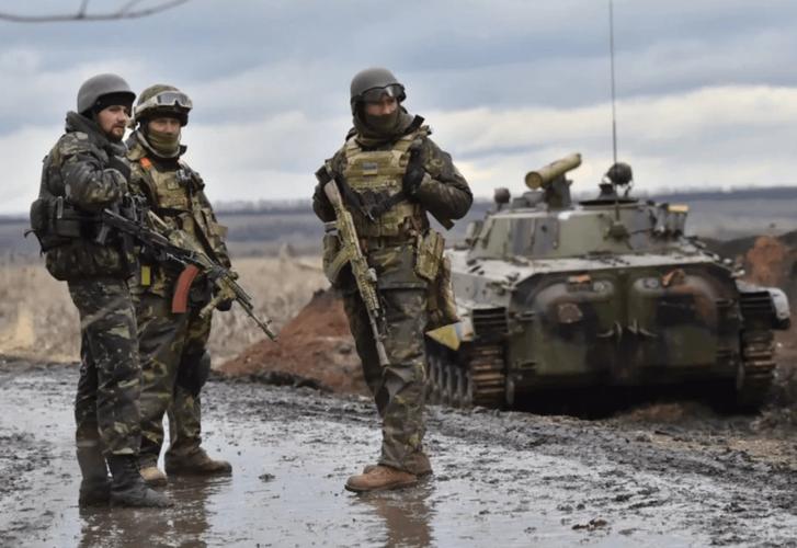 涓浗涓夌嚎浣滄垬鍑嗗,涓浗鍐涗簨涓夌嚎浣滄垬