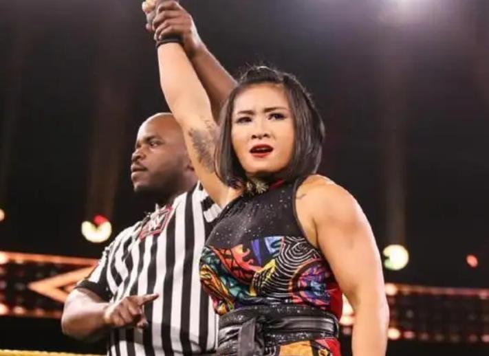 wwe李霞纹身图片,李霞身上的纹身是假的吗