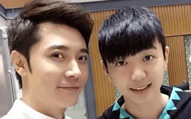 张丹峰洪欣风波后首次合体亮相,张丹峰怀柔拍戏