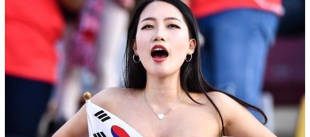 张威中后卫,张威打中后卫行吗