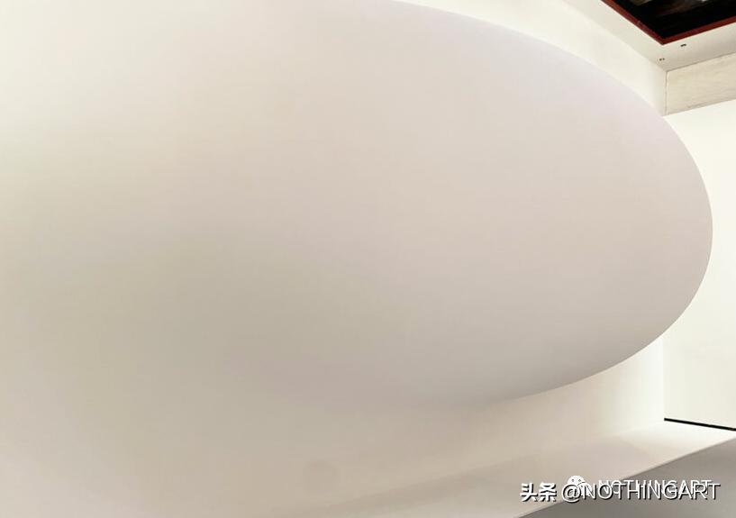 第59届威尼斯双年展上AnishKarpoor