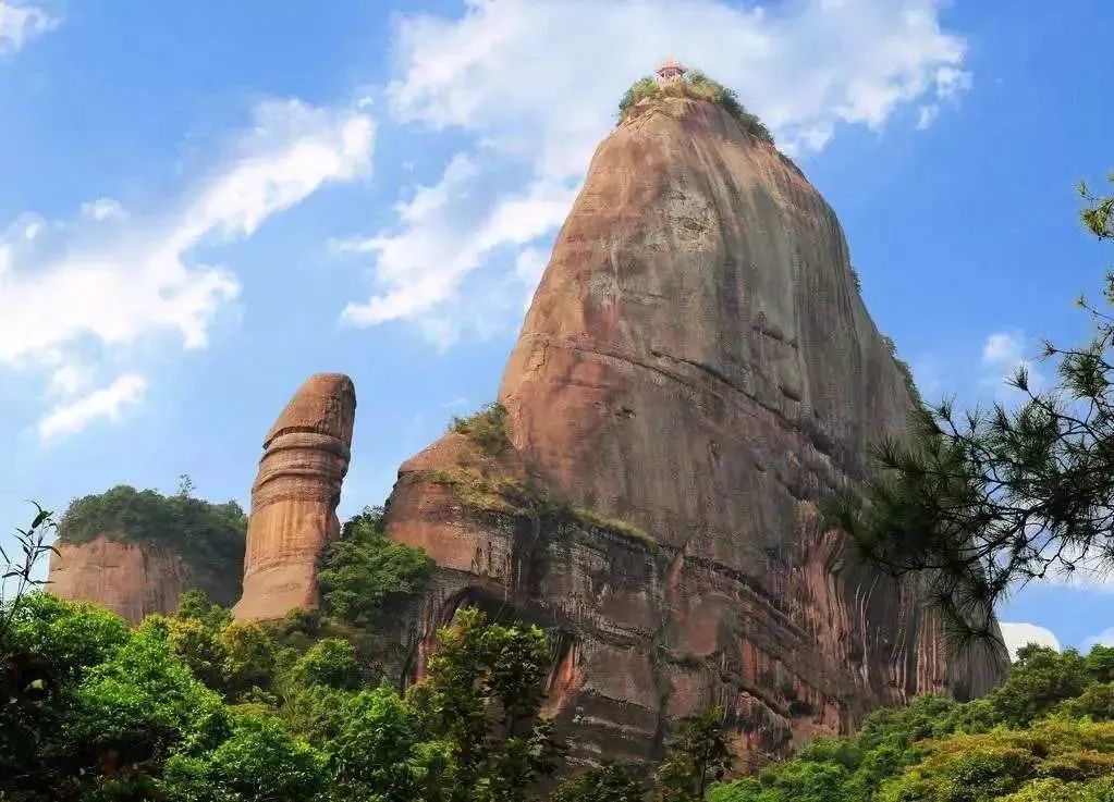 丹霞山阳元石风光,丹霞山那奇妙的景观