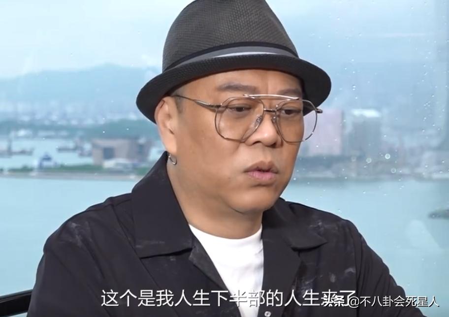 欧阳震华谈英文名,欧阳震华去掉英文名了么