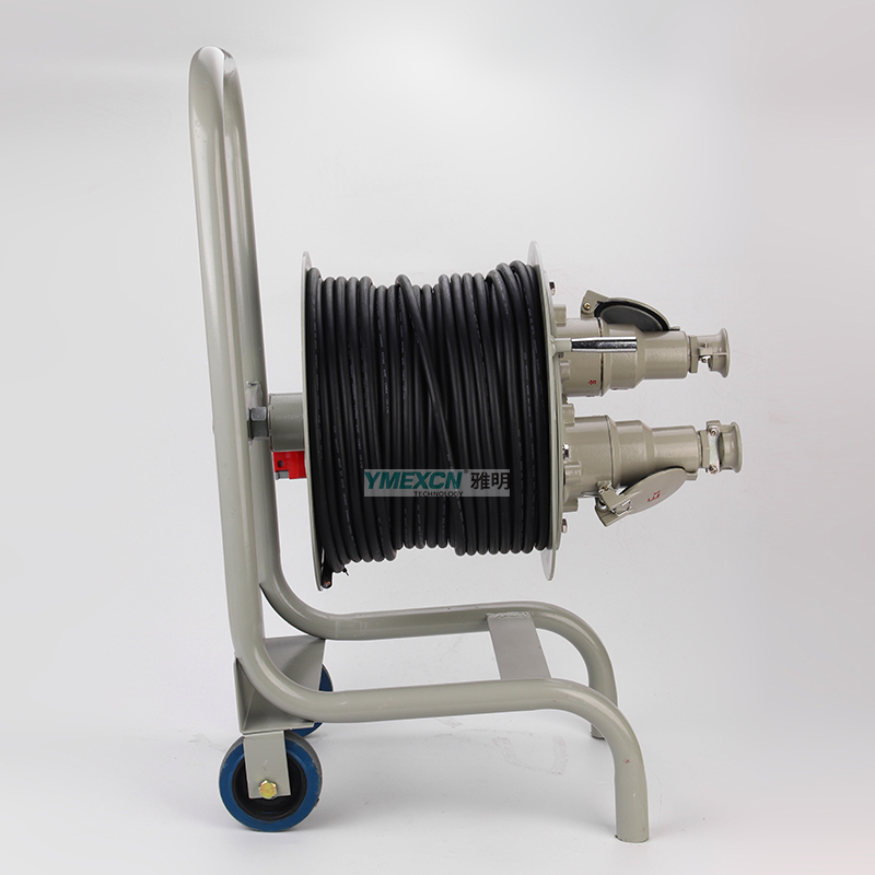 BXK-16A220V32A380V3*2.5平方3*4平方防爆电源插座轴卷线盘