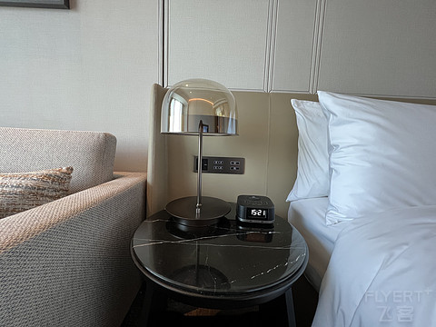 窗含西岭千秋雪成都环球中心雪山,窗含西岭千秋雪魅力成都