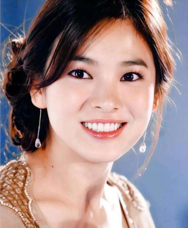 宋仲基离婚后与宋慧乔同台,宋仲基离婚后与宋慧乔见面