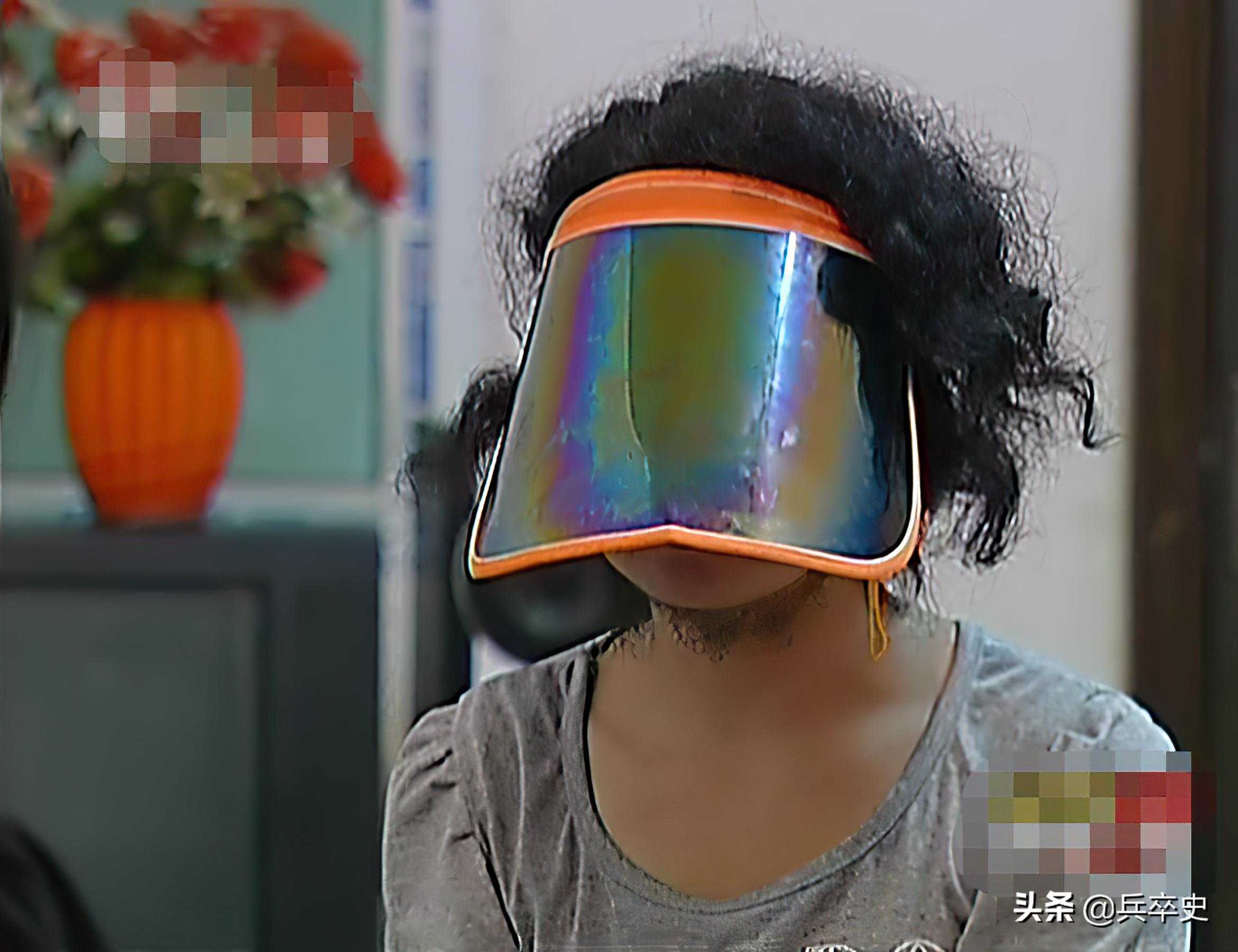 胡子女的真实故事,真实事件女孩长胡子