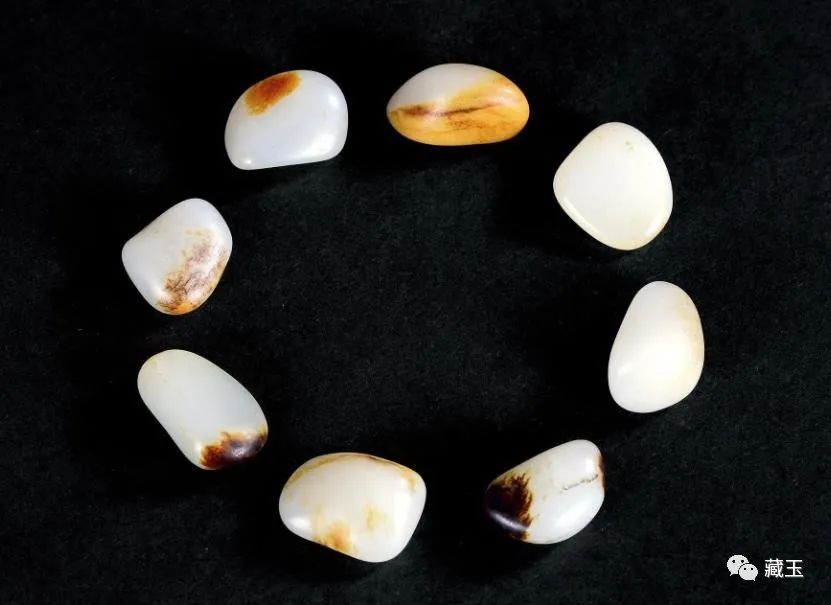 一条籽料圆珠手串价格,真的和田籽料手串值多少钱