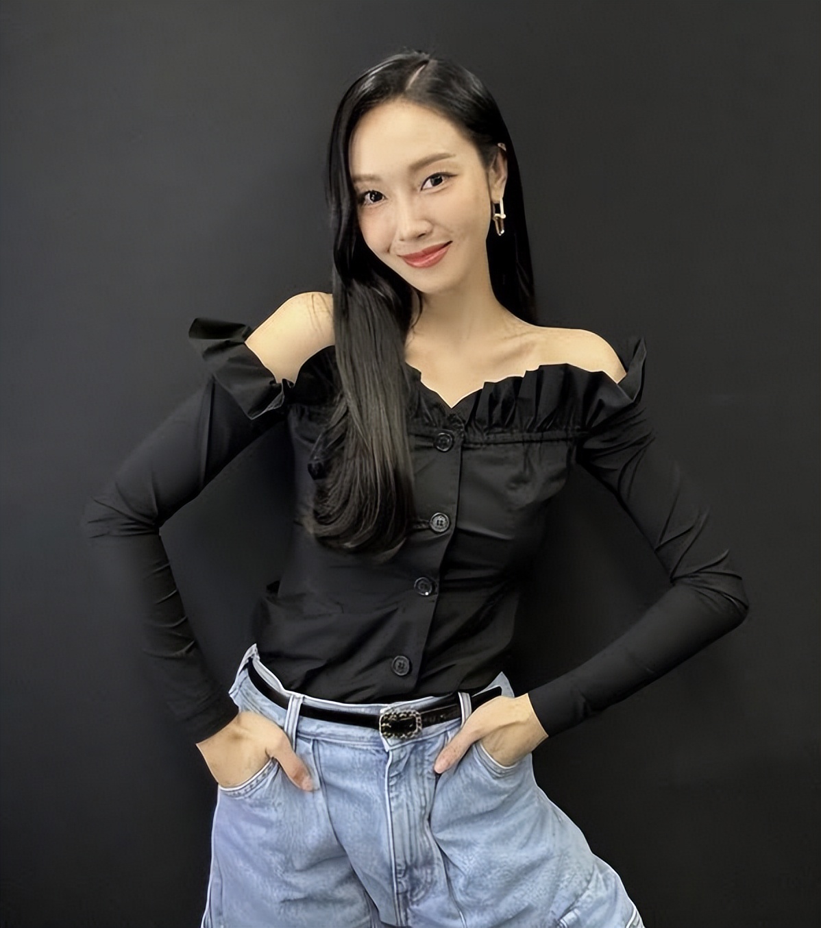 EXO起诉SM“奴隶”合同，郑秀妍小说中情节再现，如同往事重演？