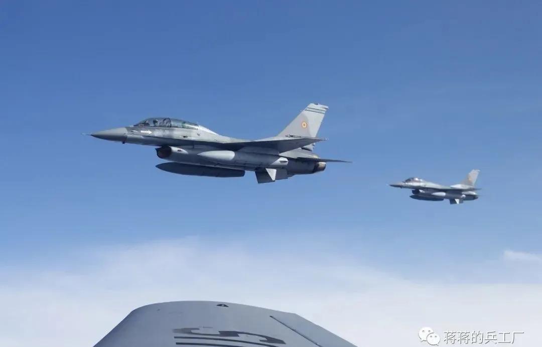 罗马尼亚空军视频,罗马尼亚捡破烂