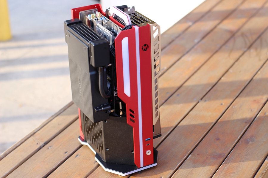 钢铁侠定制电脑,钢铁侠游戏主机