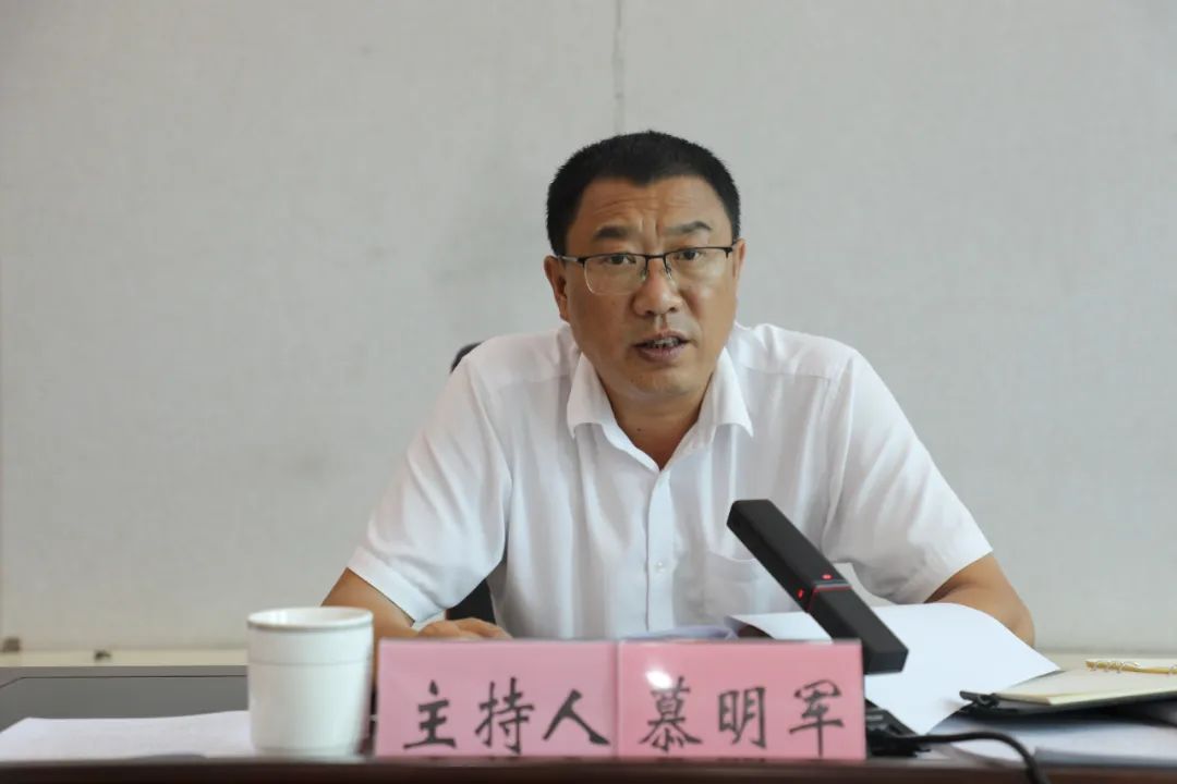 我县召开经济高质量发展推进会,全县2023年重点项目推进会召开