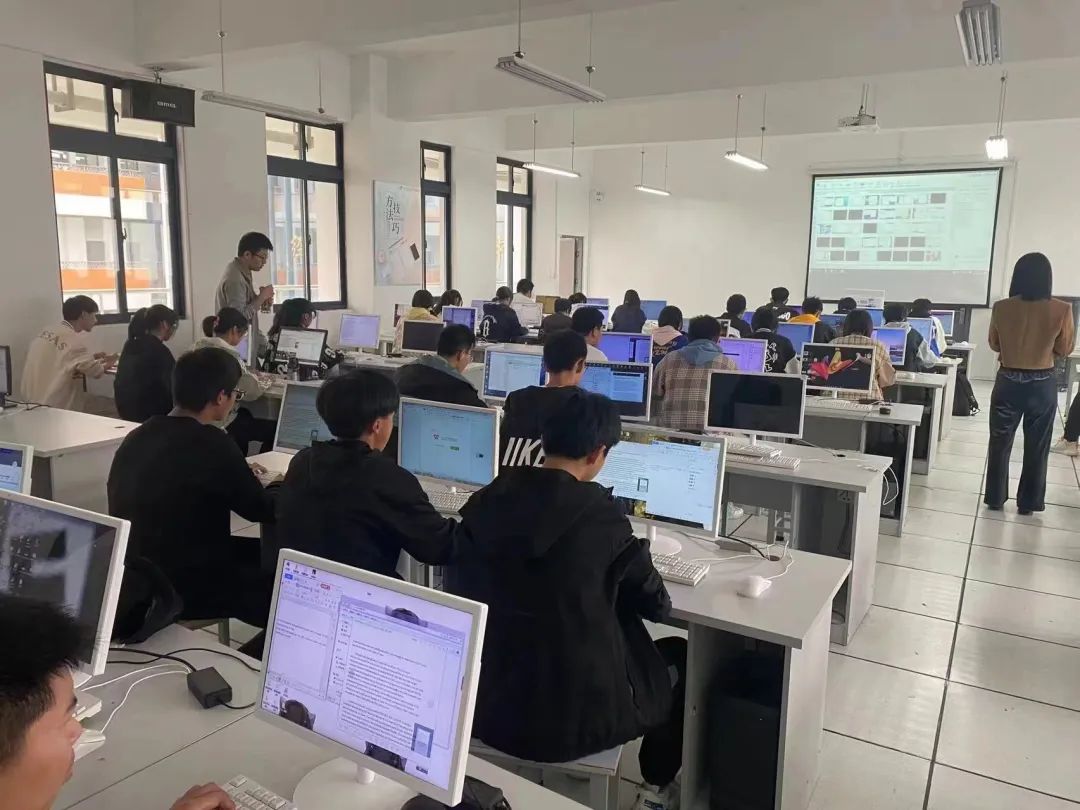 盐城东台北大青鸟基地,盐城北大青鸟软件大赛