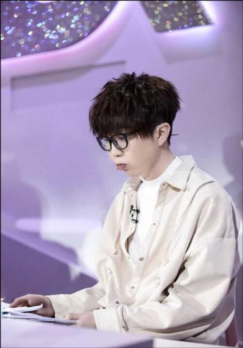 毛不易减肥前后对比照片,毛不易减肥最新照片