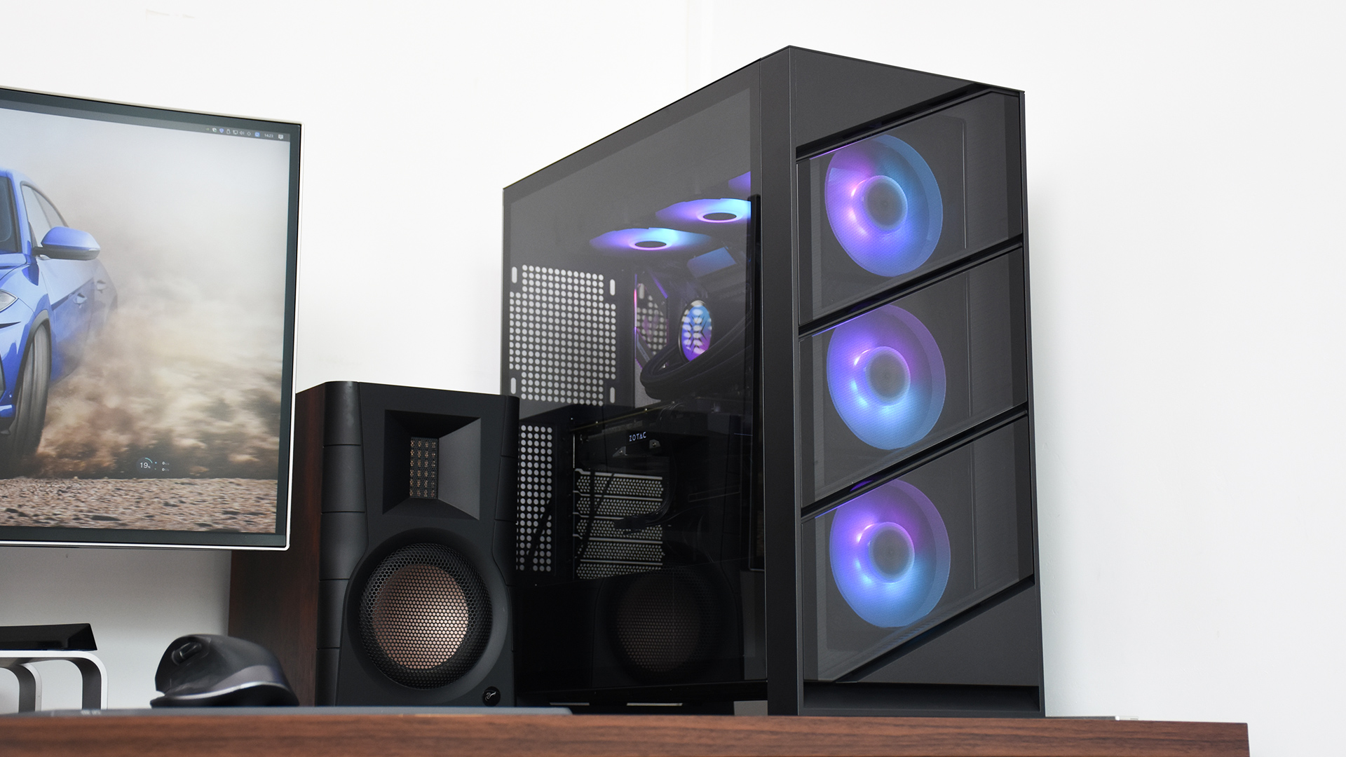 鑫谷御风冰川白机箱,鑫谷昆仑御风机箱安装展示