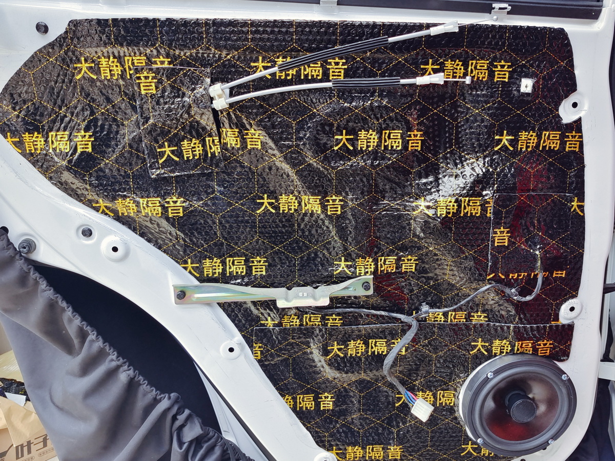 昆明汽车音响改装奔驰,昆明车音界汽车音响改装