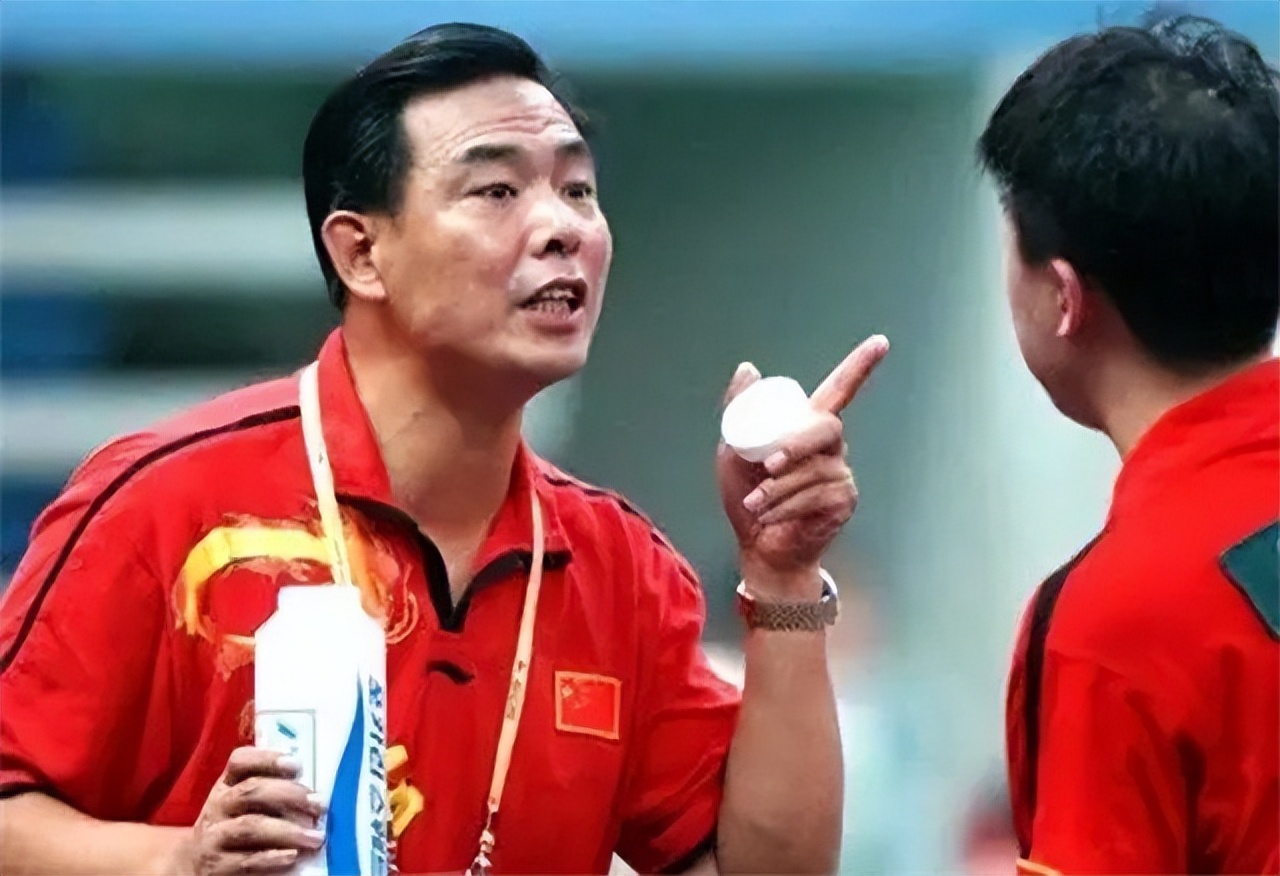 刘国梁妻子是谁,刘国梁的历任妻子