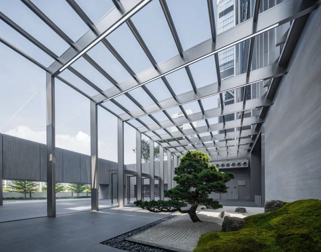 这座深圳的科幻双子塔，入选2022十大摩天大楼