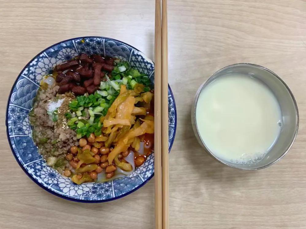 贵州人早餐喜欢吃什么粉,贵州特色早餐粉面