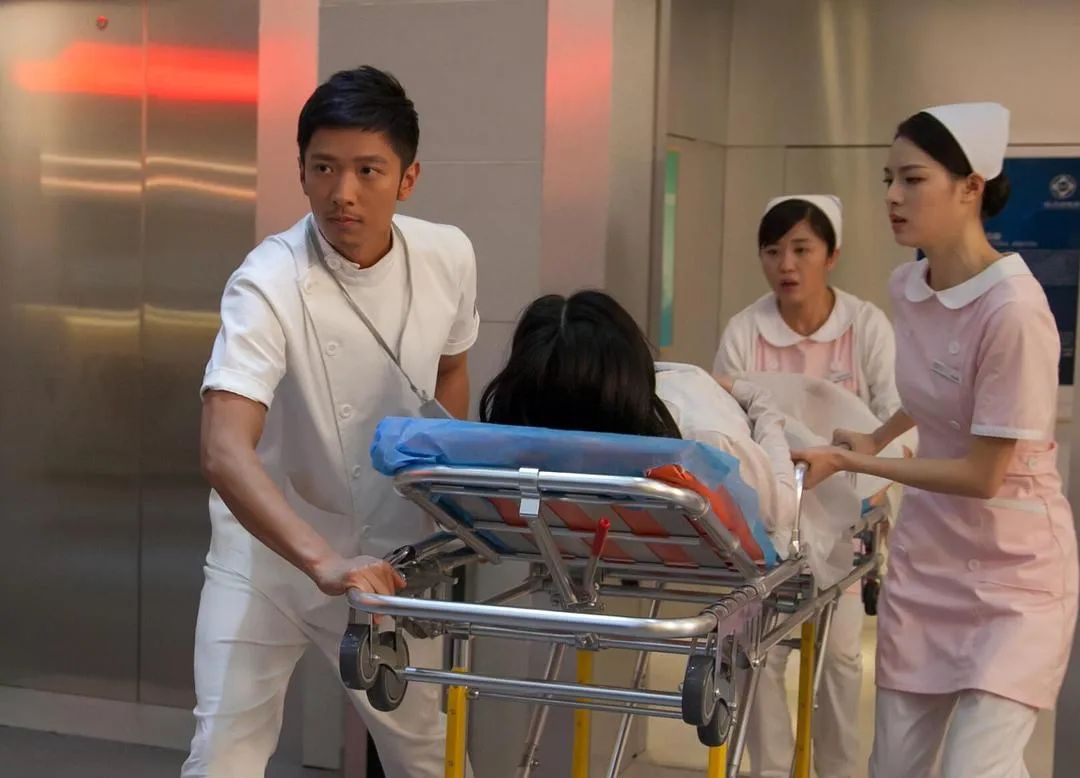 产妇手术完就停水，北京知名高端妇儿医院突然“爆雷”背后