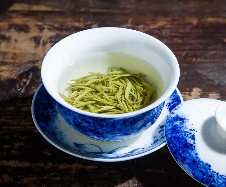 绿茶冲泡的正确方法和洗茶的方法,冲泡绿茶出茶时间怎么掌握的