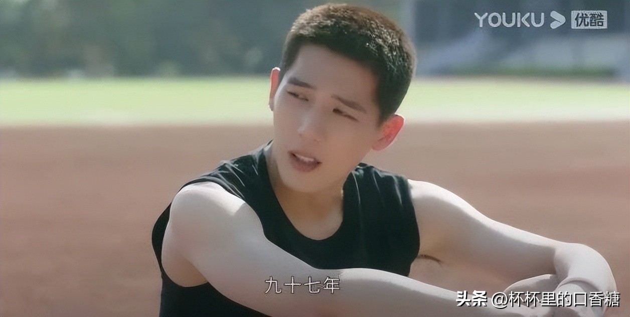 《炽道》金晨×王安宇小说还原！上演引体向上抱抱和墨镜四目相对