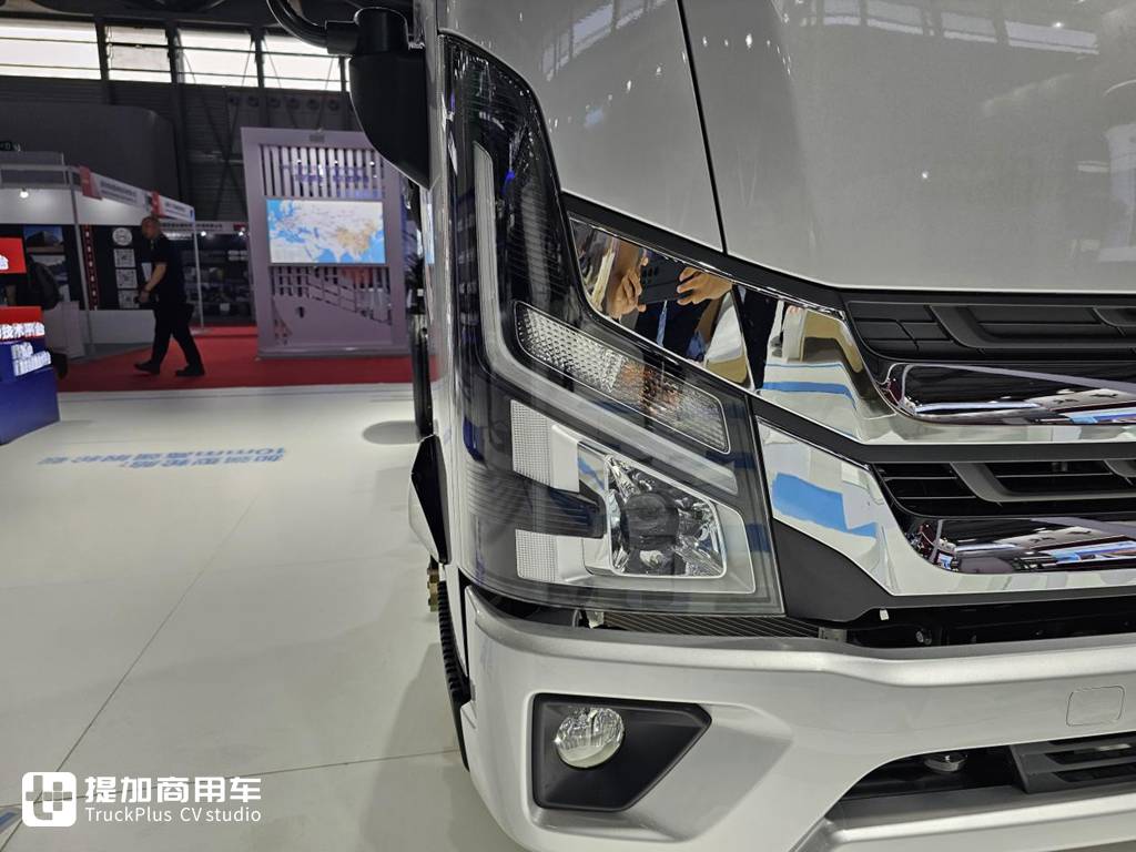 耗资十亿！青云架构下诞生的江铃凯运+轻卡，到底实力如何？