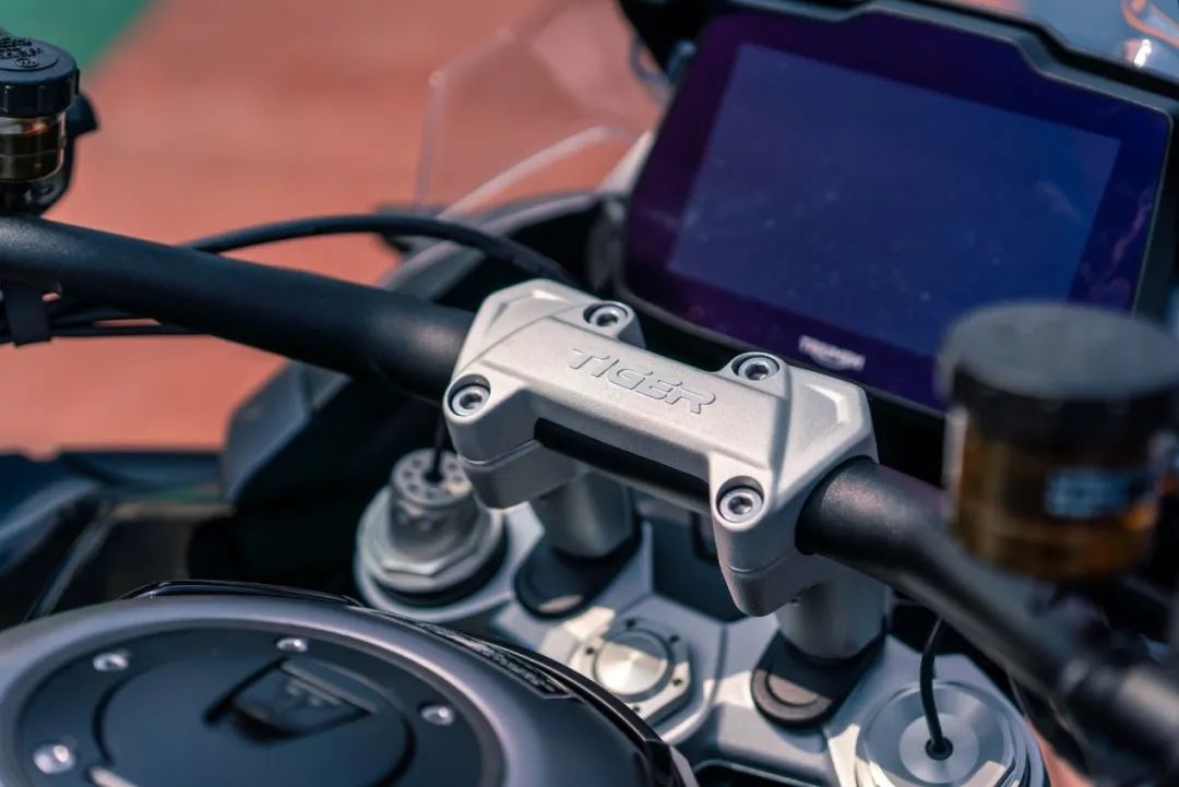 凯旋tiger1200配置对比,凯旋1200tigergtpro测试