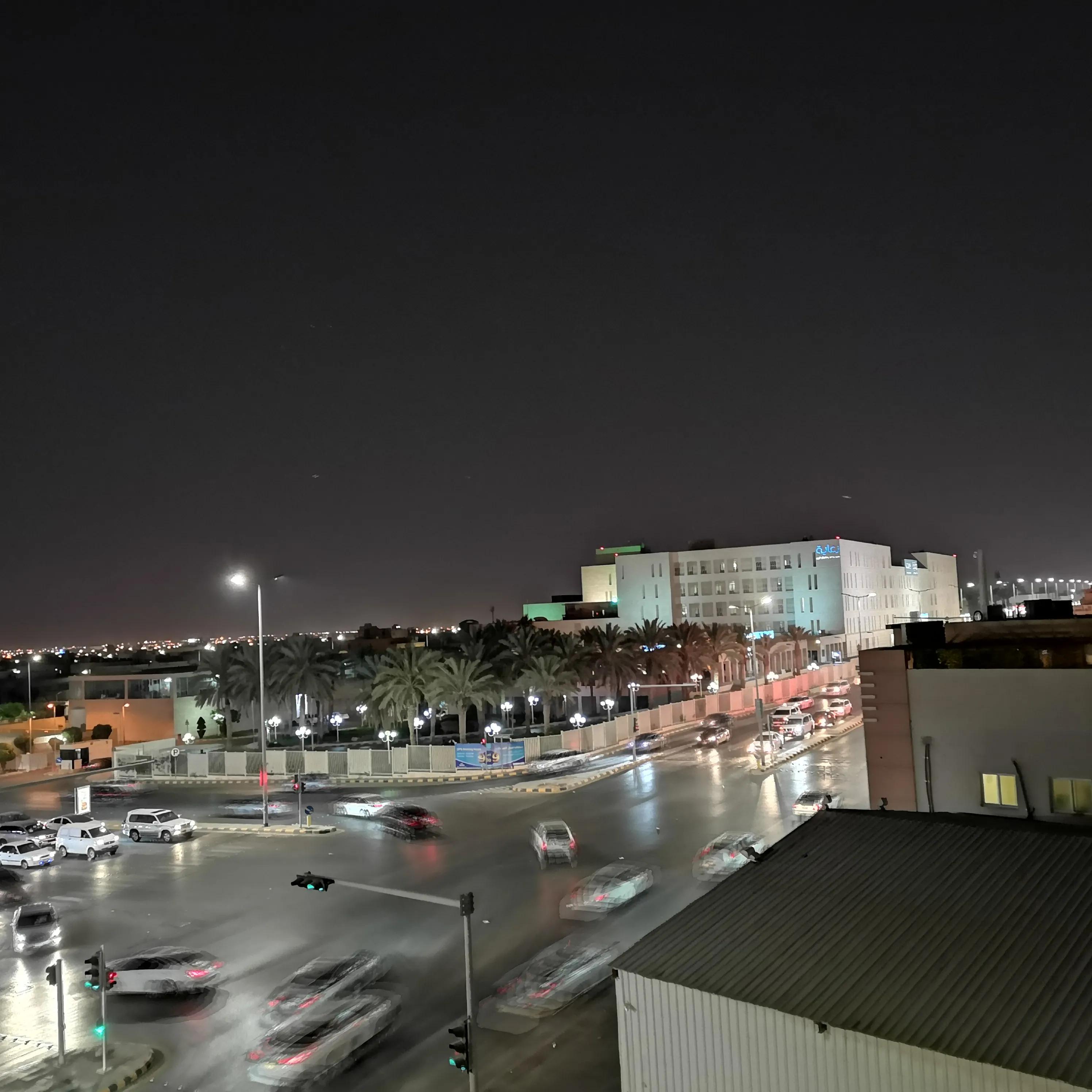 头顶一块布不是恐怖就是富什么梗,头顶一块布的人为啥那么富