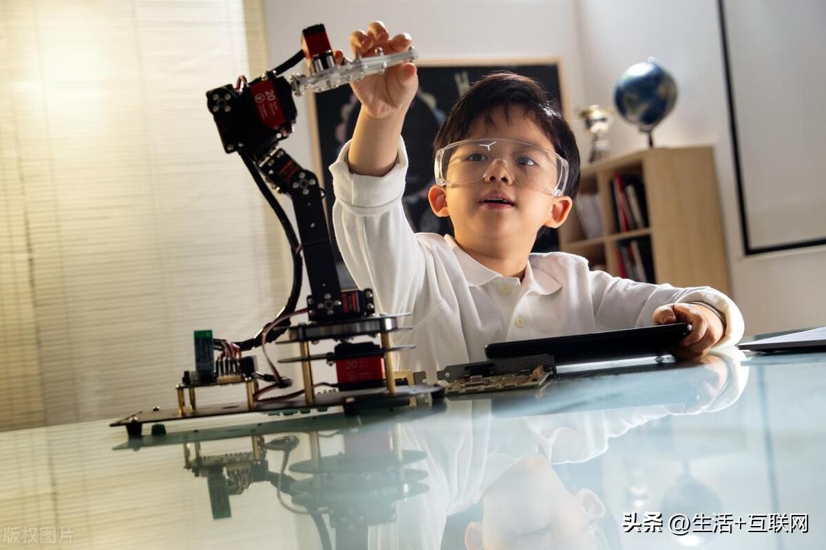 学小学教育专业好就业吗,学小学教育有出路吗