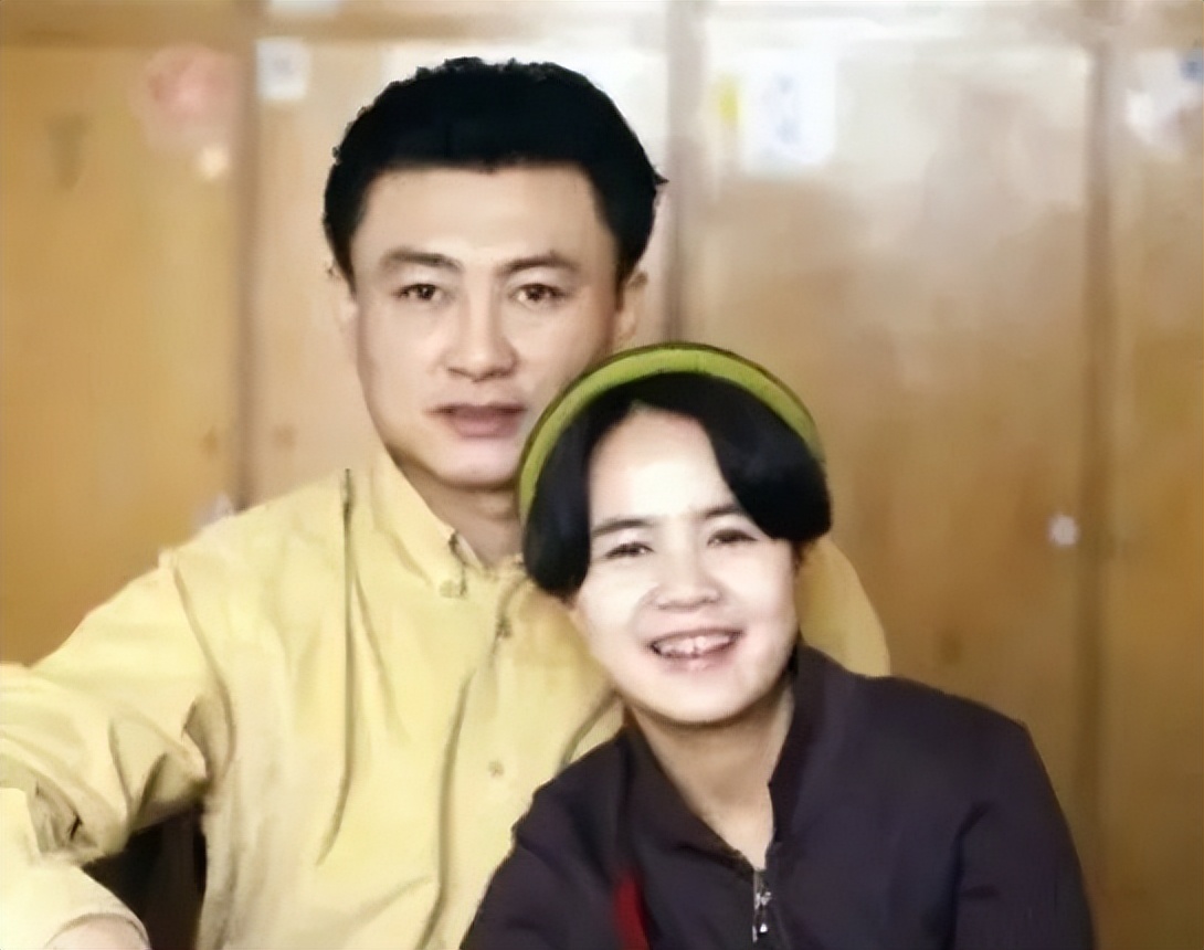 央视低调的夫妻,央视曝光夫妇