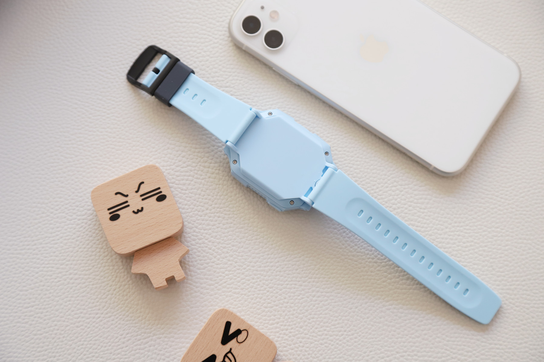 什么样子的小度电话手表最好,小度多功能电话手表