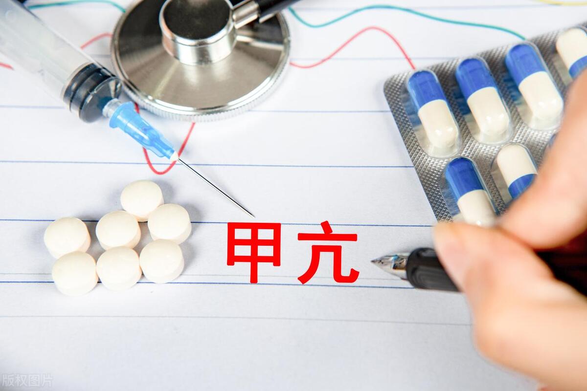 脖子甲亢怎么治疗比较好,我最近心跳加快脾气暴躁是甲亢么